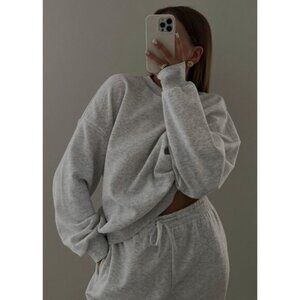 SKIMS Cotton Blend Fleece Classic Crew Sweatshirt in Light Heather Grey X-Small